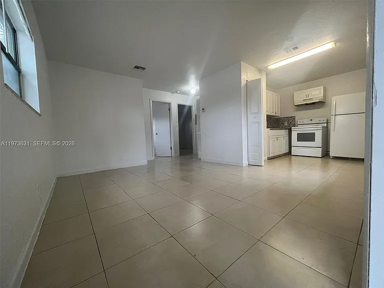 919 NW 2nd Ave #1 — Photo 1