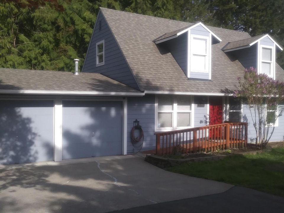 2nd image of 3910 116th St SE