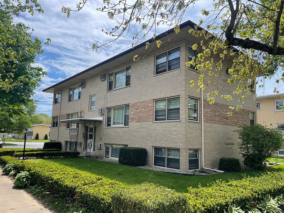 1st image of 18416 Torrence Ave APT 2