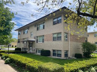 18416 Torrence Ave APT 2, Lansing, IL 60438