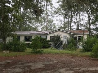 1054 Dead River Rd, Uvalda, GA 30473