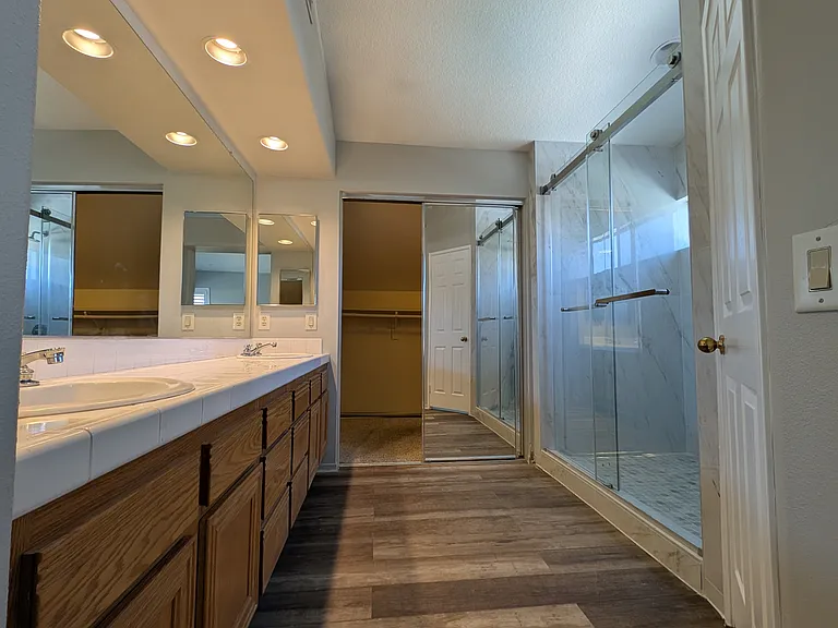28606 River Glen Ct — Photo 13