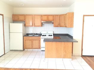 3008 W 61st St, Chicago, IL 60629