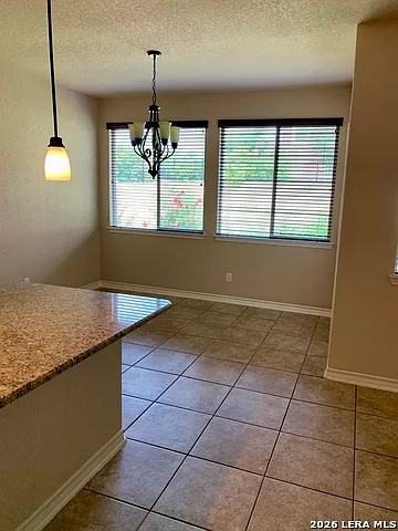 4 bed, 3.5 bath, 2467 sqft, $3,150 — Photo 3