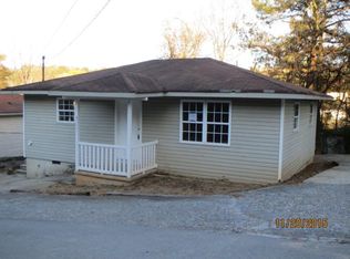 1832 Crabapple Dr NW, Dalton, GA 30720