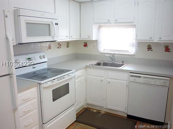 2nd image of 671 S Hollybrook Dr APT 304