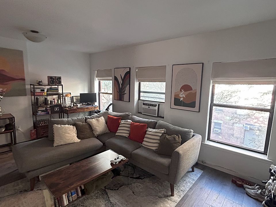1st image of 215 Ashland Pl APT 4