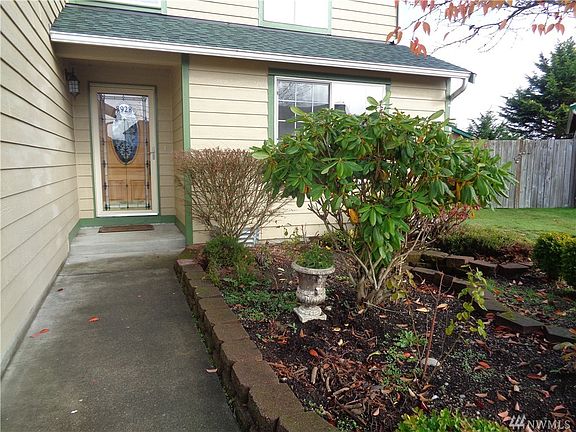 2nd image of 8928 Chatham Ct SE