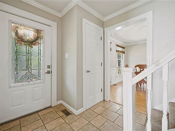 3rd image of 7743 Waters Edge Ln