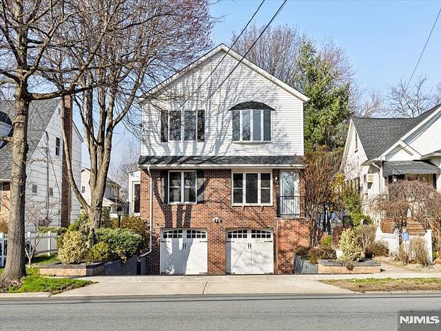 1st image of 418 Union Ave