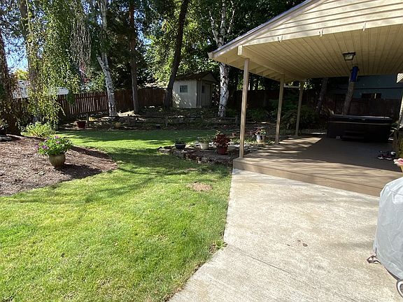 5th image of 10506 NE 37th Ave
