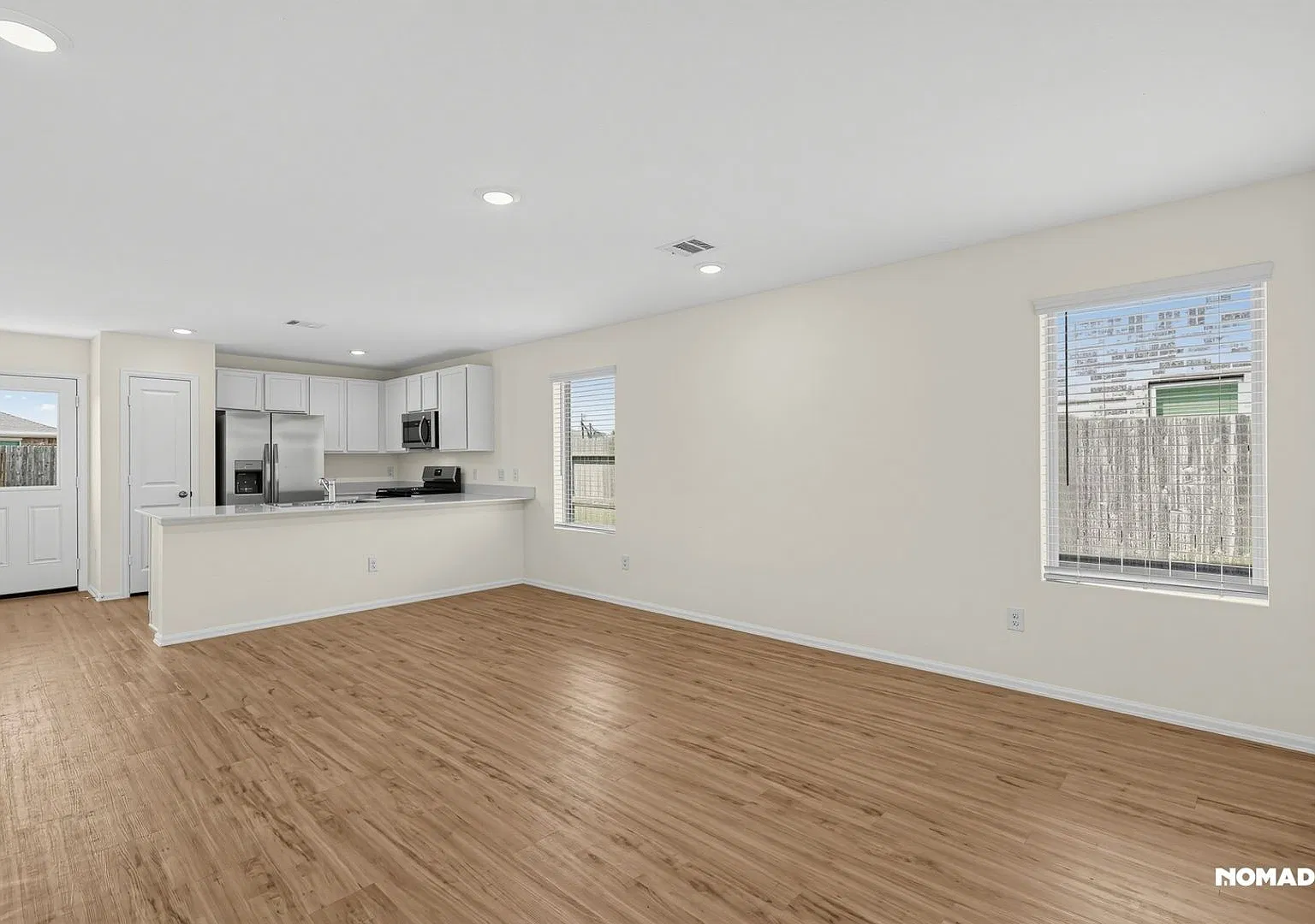 Charming 3BR House in League City — Photo 2