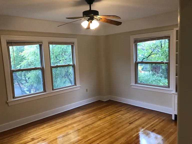 1130 Parkerapartment #315 — Photo 4