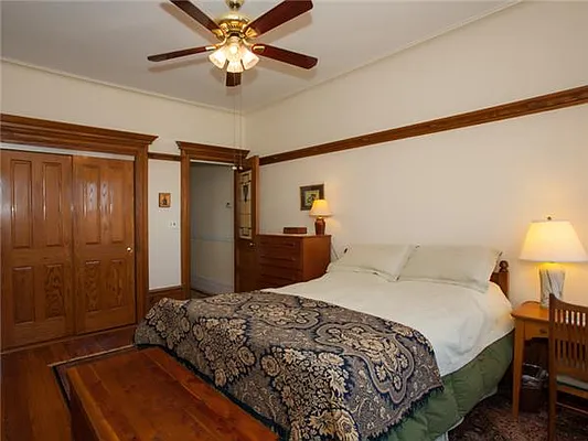 Sold by Avenue Sotheby's International Realty | media 32