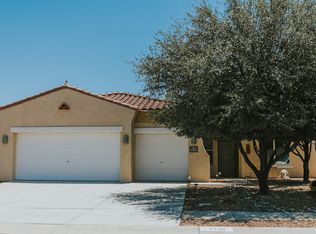 9340 N Indian Summer Dr, Tucson, AZ 85743