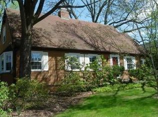 21 Tappan Landing Rd, Tarrytown, NY 10591