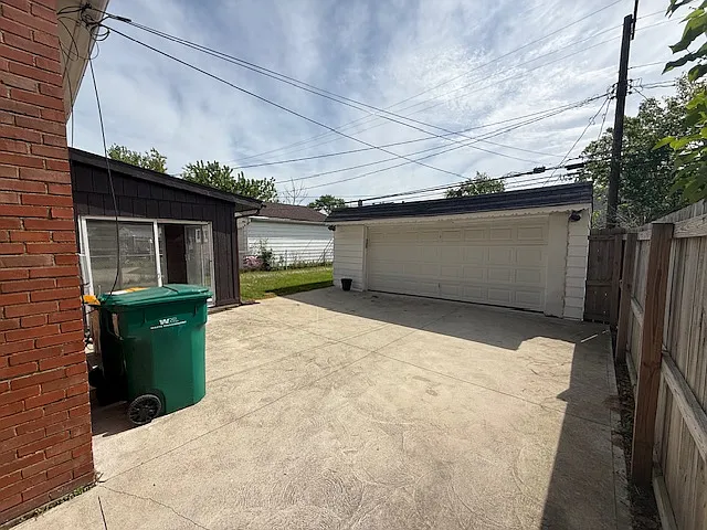 5533 Beechwood Ave — Photo 12