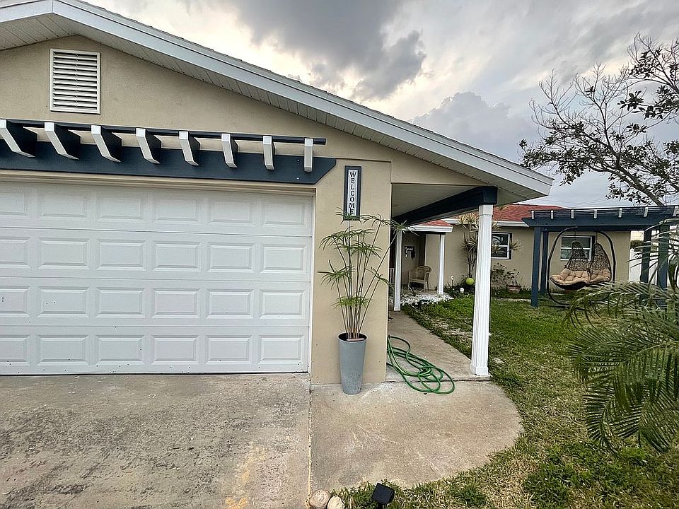 Welcome - at driveway