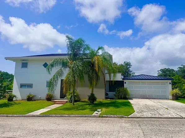 Hacienda Margarita #140, Luquillo, PR 00773