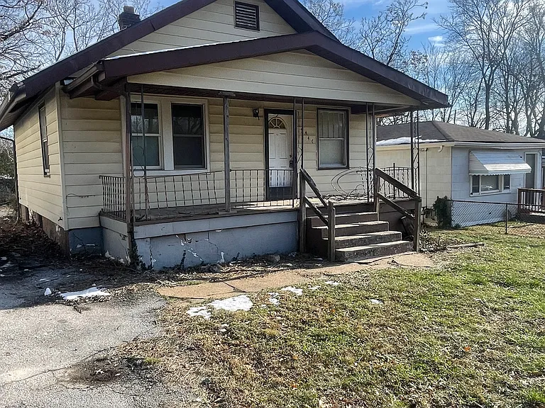 5446 Hodiamont Ave — Photo 2