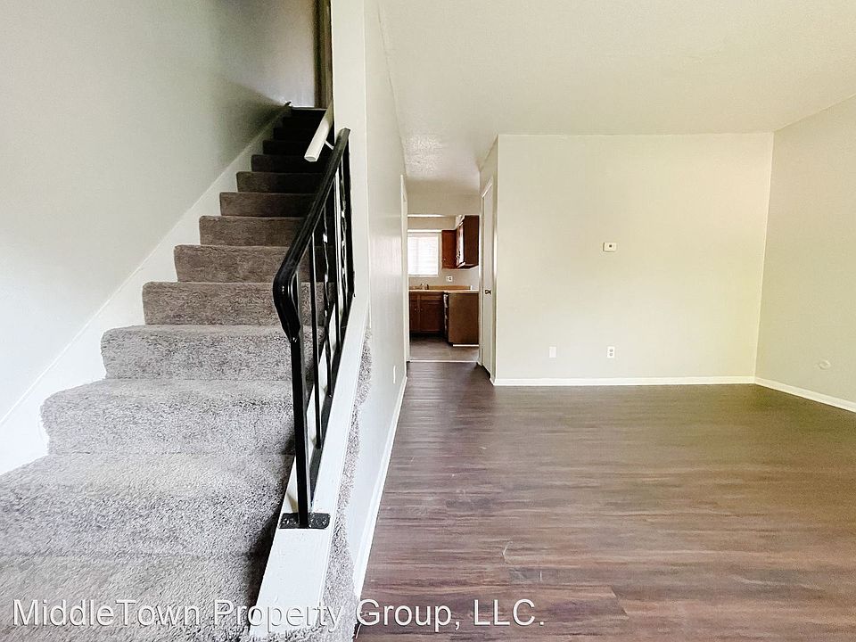 2nd image of 5124 W Canterbury Dr #10587471
