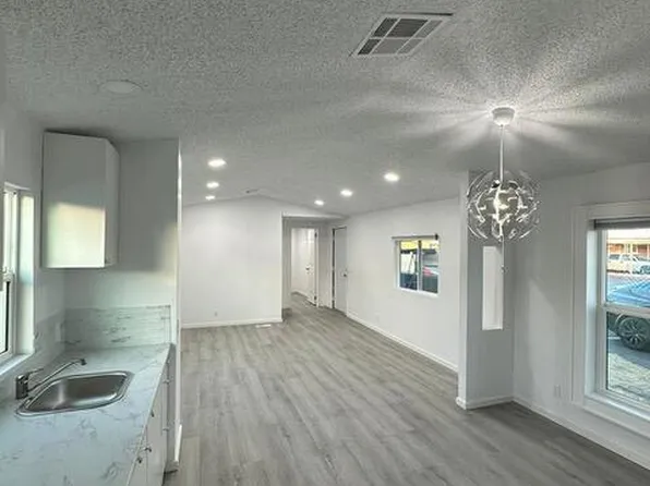 555 W WARNER Road #61, Chandler, AZ 85225
