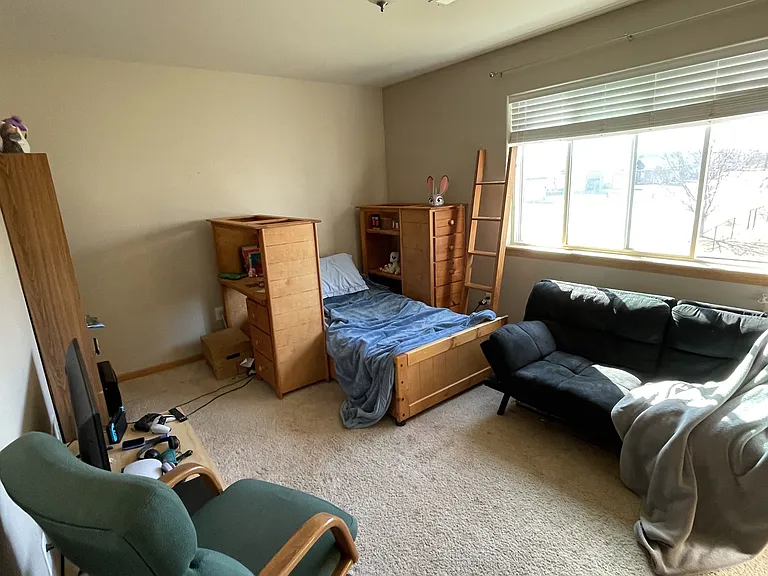 415 Washington Ave — Photo 8