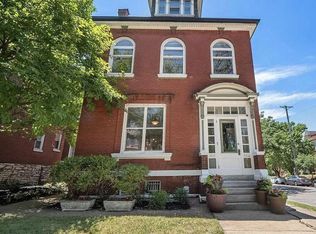 3460 Sidney St, Saint Louis, MO 63118