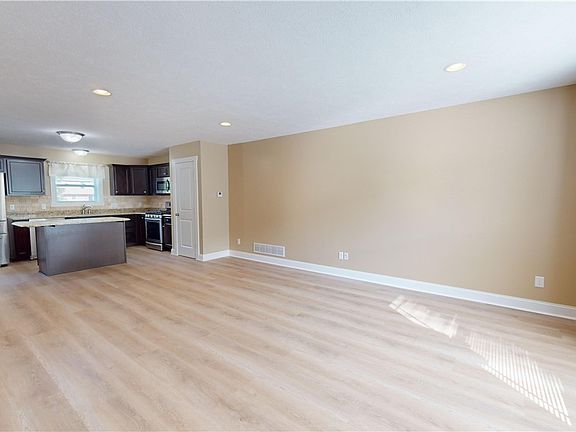 4th image of 3729 Kalie Ave