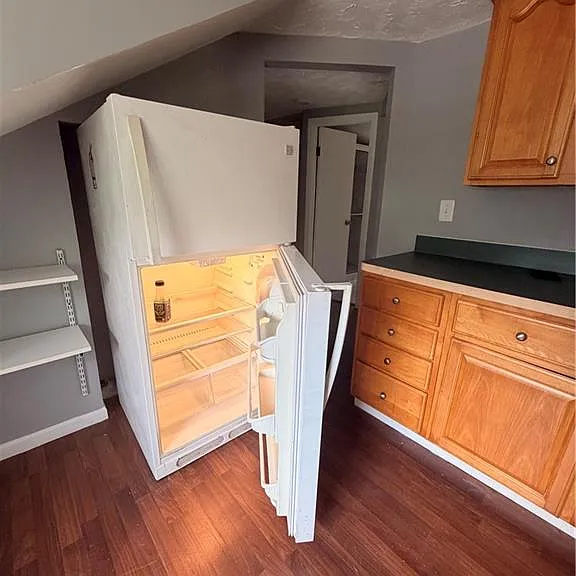 1399 Barlow Rd #2 — Photo 9
