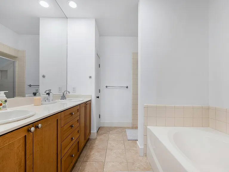 4830 Cedar Springs Rd #37 — Photo 20