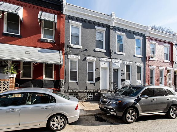 3rd image of 2443 N Douglas St #40