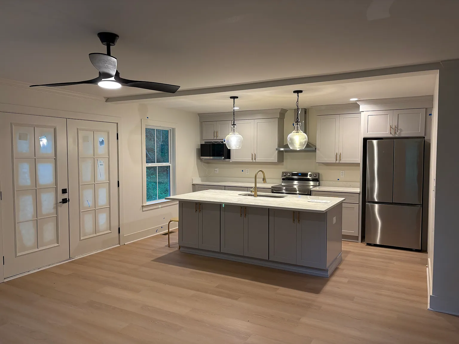 4 bed, 2000 sqft, $3,800 — Photo 3