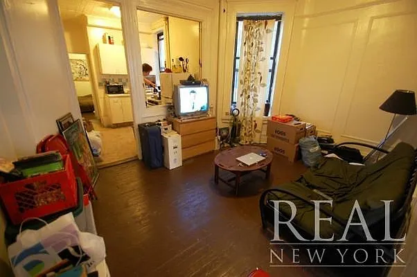 Rented by REAL New York | media 18
