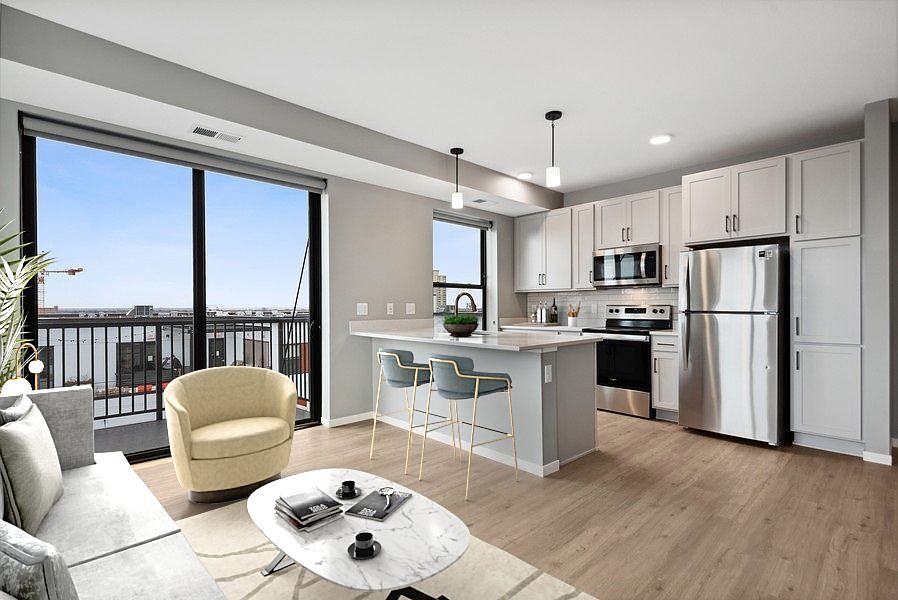 1st image of 500 Lake St W #4081498