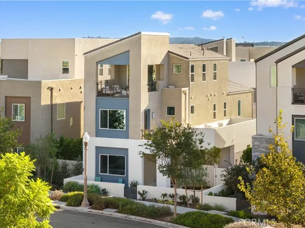 187 Sawbuck, Irvine, CA 92618