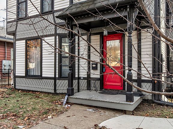 3rd image of 1730 Woodland Ave