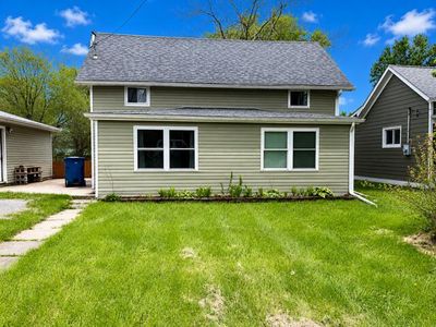 1057 Woodlawn Ave, Chesterton, IN, 46304