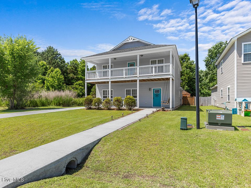 1st image of 209 Robert Alan Drive