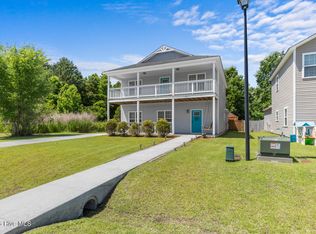 209 Robert Alan Dr, Jacksonville, NC 28546