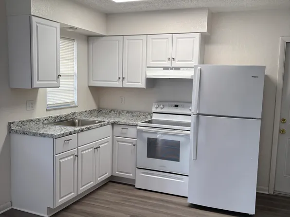 Zephyr point, 5611 1st St #F5f2e99c2, Zephyrhills, FL 33542