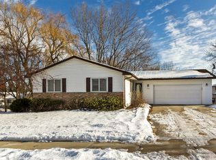 720 Meadow Run Dr SW, Rochester, MN 55902