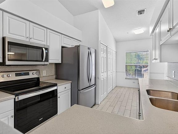 3rd image of 25730 Lake Amelia WAY #202