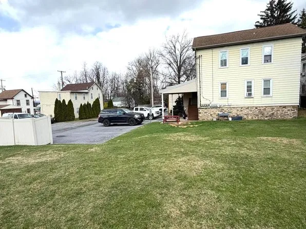 358 E Main St, Blandon, PA 19510