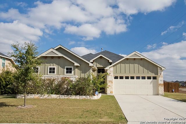1st image of 501 Livingston Dr