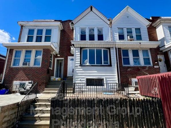 4584 G St