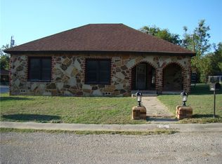 201 E Prince St, Decatur, TX 76234