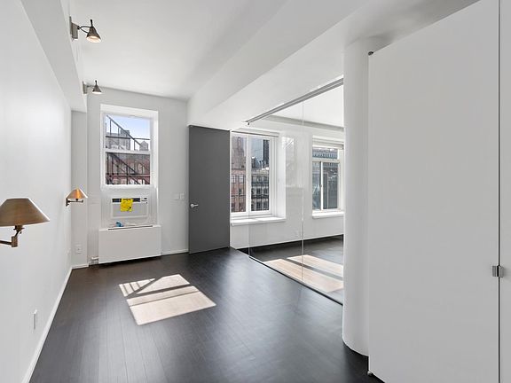 4th image of 28 E 4th St APT 6W