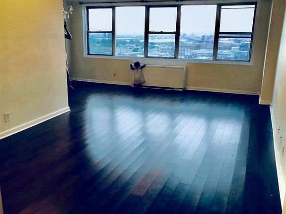 2nd image of 225 Saint Pauls Ave APT 14P