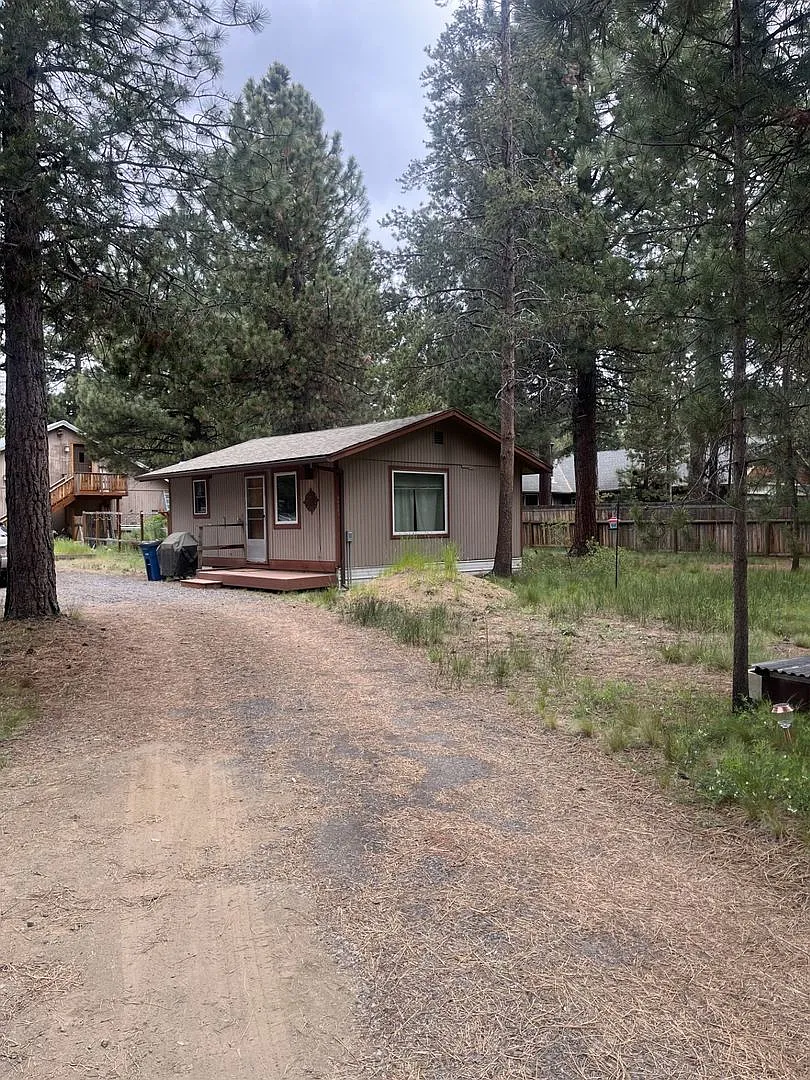 Available Now! | Three Rivers South | 6-Month Lease — Photo 2